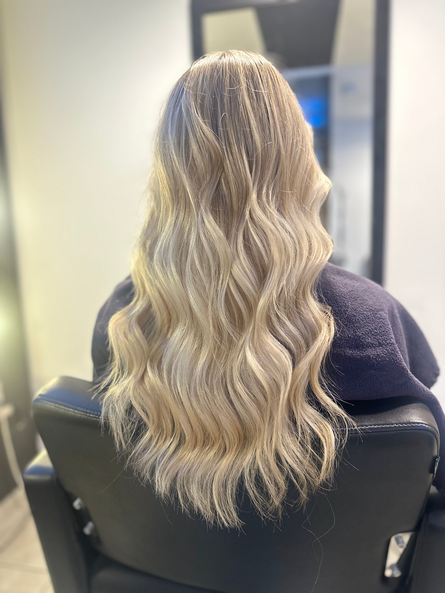 Topli balayage v karamelnih odtenkih